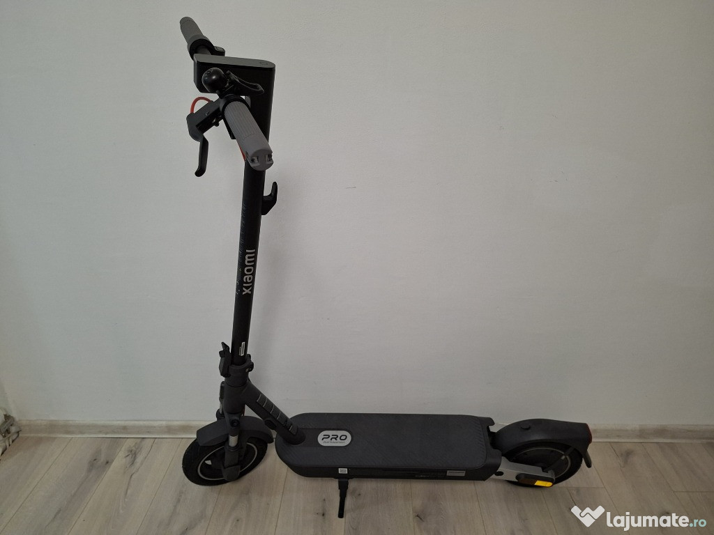 Trotineta electrica Xiaomi Scooter 5 Pro
