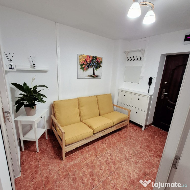 Închiriere garsonieră renovată Nerva Traian-Timpuri Noi, 380 euro