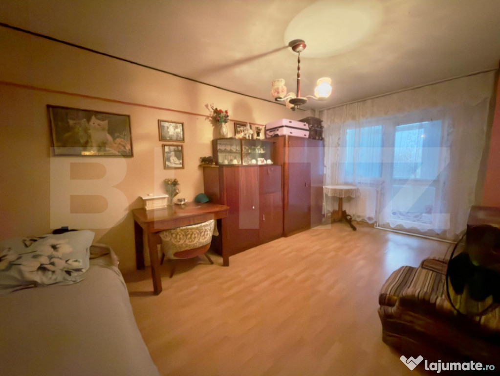 Apartament decomandat, 2 camere, 53mp, zona Electroputere Ma