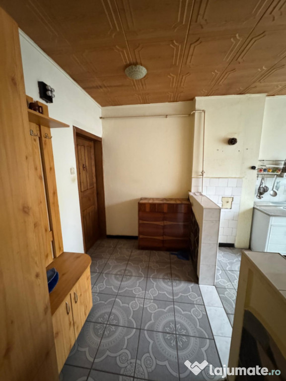 Apartament 52 mp, parter, Ferneziu–Scoala Sadoveanu, anexa