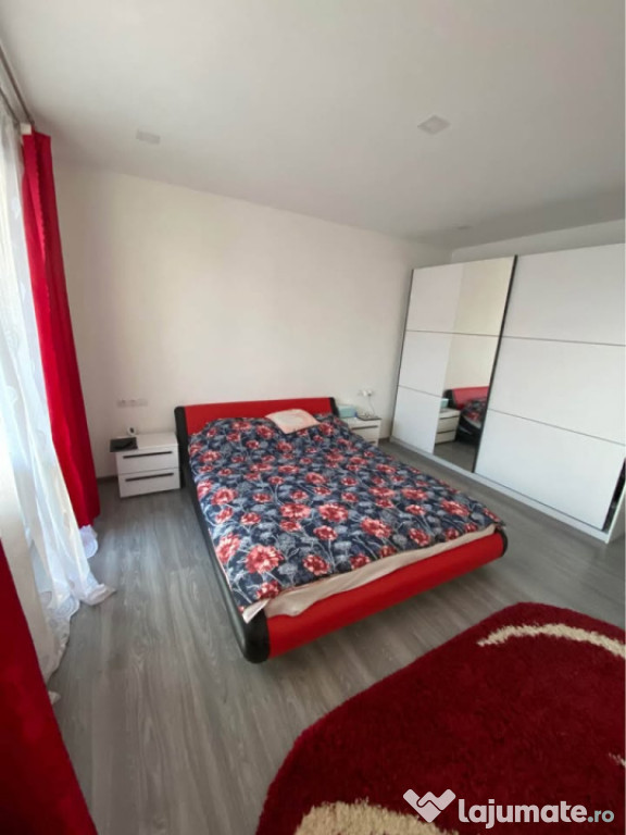 Apartament 49 mp, etaj 3/3, incalzire pardoseala, AC, Baia S