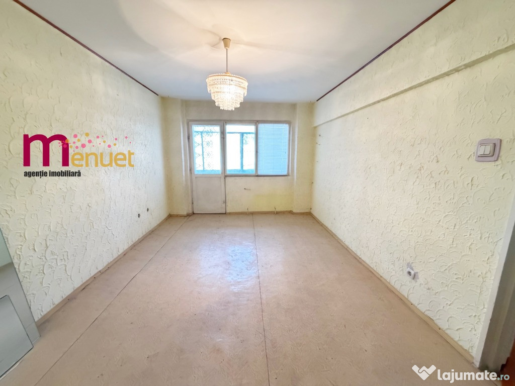 Apartament 3 camere,str.Pacii,etaj 1