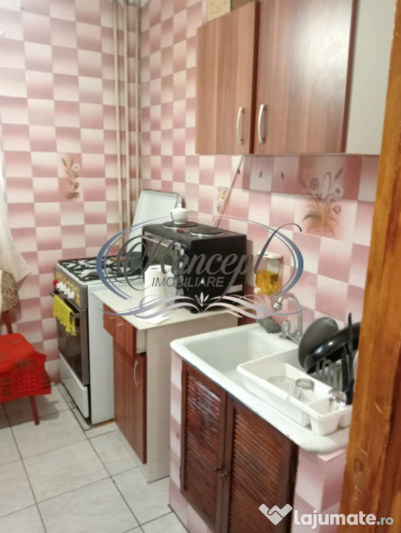Apartament decomandat cu 2 balcoane in zona Pietei Marasti