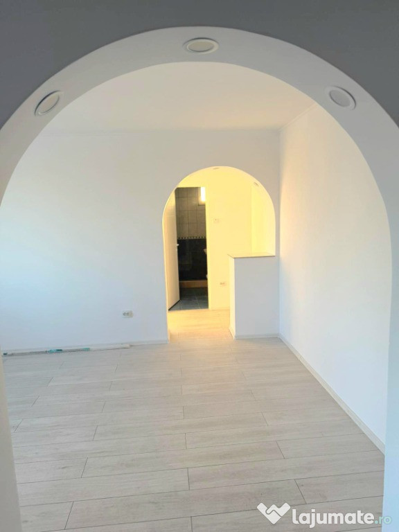 Vand ap.2 camere pe Esplanada