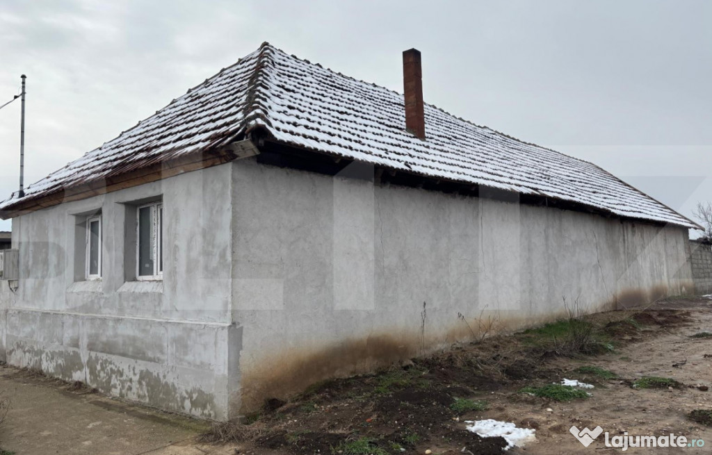 Proprietate cu livada de vanzare 1500mp , aproape de Arad