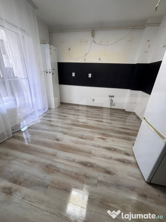 Apartament 2 camere, decomandat, parcare, Zona Terra !