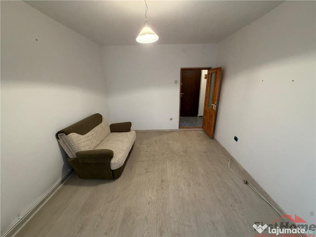 Garsoniera de , etaj 2, libera, Pictor Grigorescu