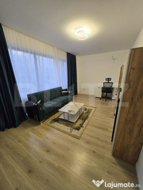 Apartament decomandat, 55mpu si 104 mp curte proprie, zona V