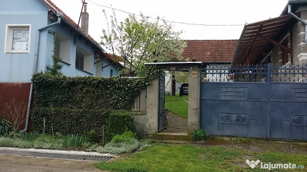 Casa in Luncsoara