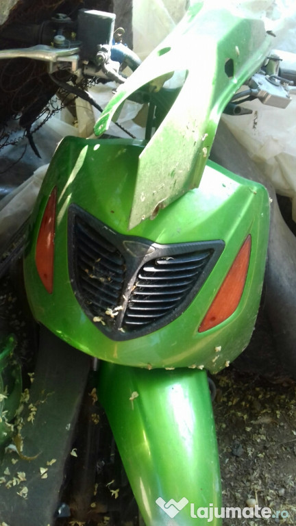 Dezmembrez  Honda SH150