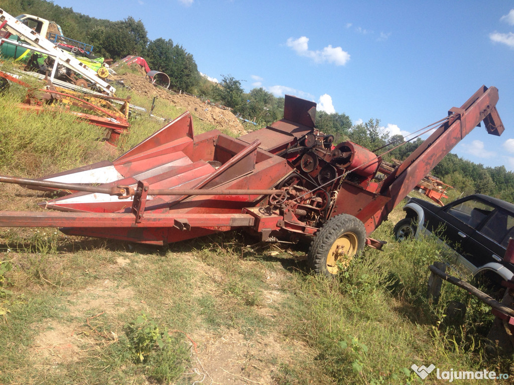 Culegator de porumbi SMAJ 221