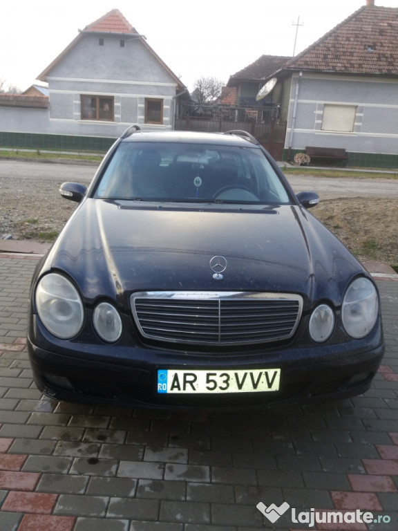 Mercedes E220