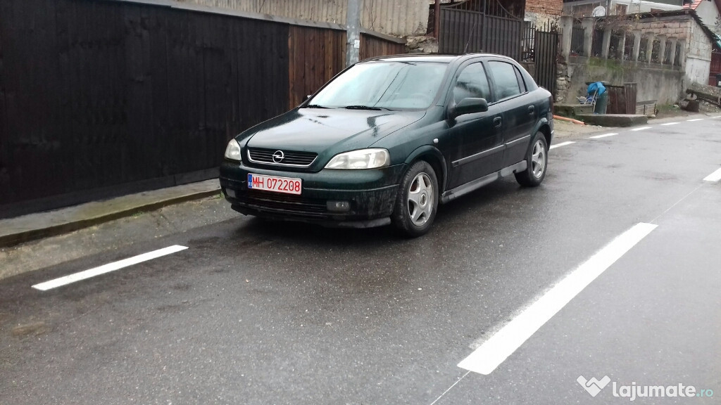 Dezmembrari opel
