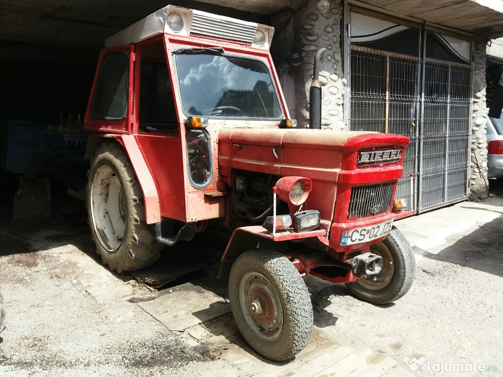 Tractor fiat 445