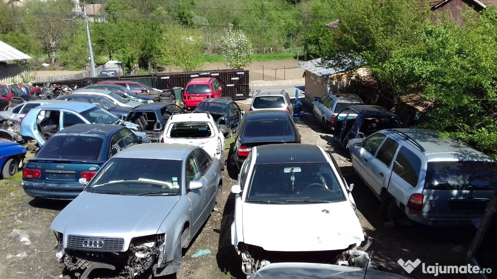 Dezmembrări auto