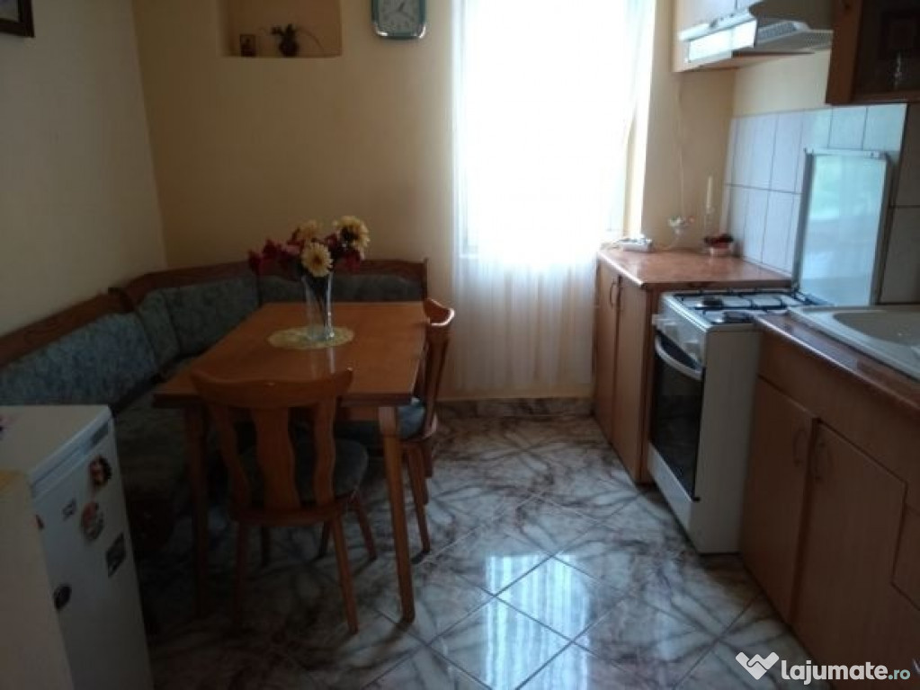 Apartament 2 camere Răstolița pe valea Muresului Central