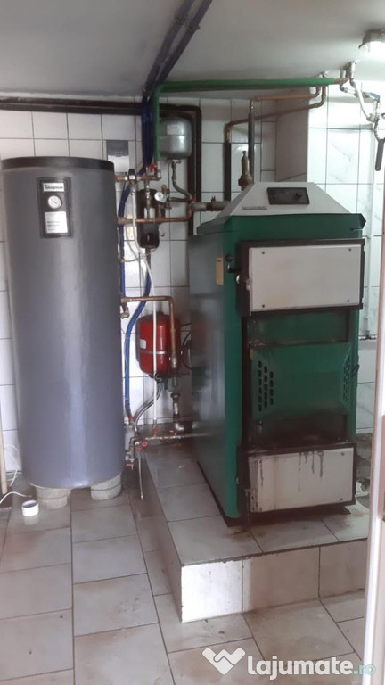 Centrala pe lemne + panouri solare + boiler