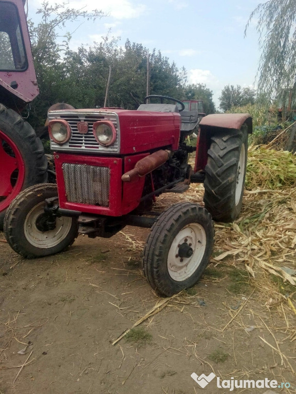 Tractor U 445