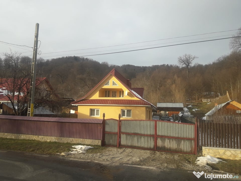 Casa cu anexă Leghin, zona mănăstirilor