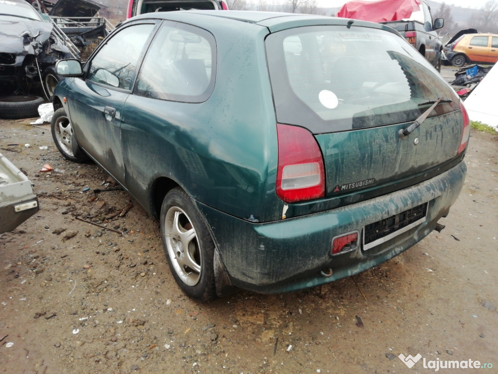 Dezmembrez Mitsubishi Colt