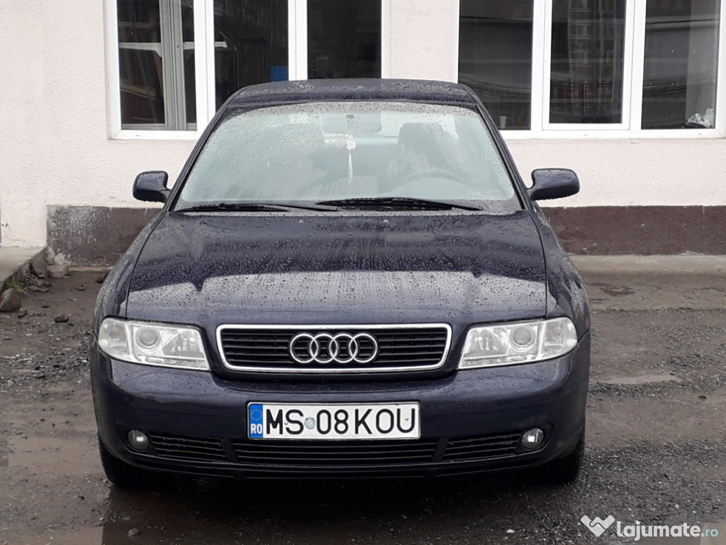 Audi A4 b5 din 2001