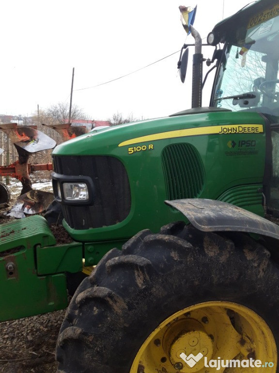 Tractor John Deere 5100 R