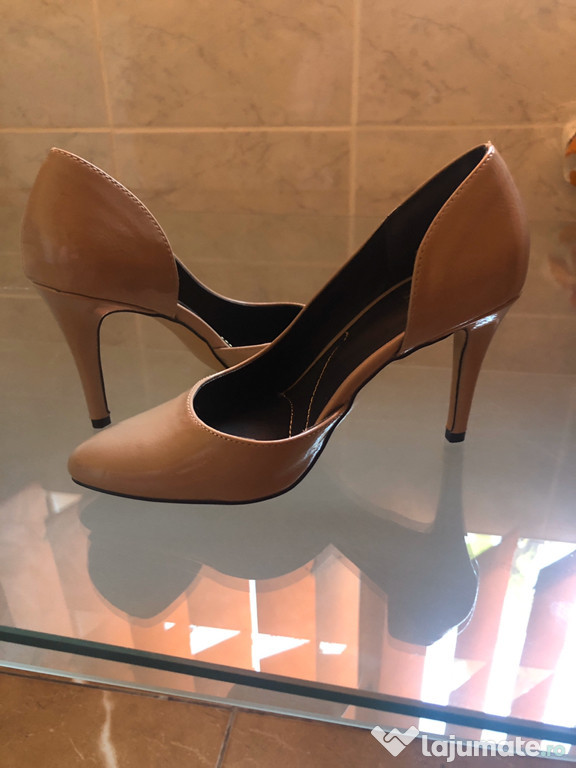 Pantofi