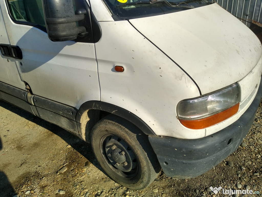 Dezmembrez Renault Master Duba 2.8 DTI Fabricație 2000