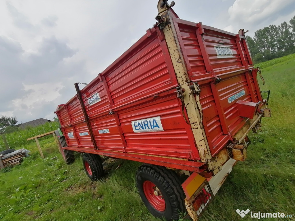 Remorca agricola basculatila