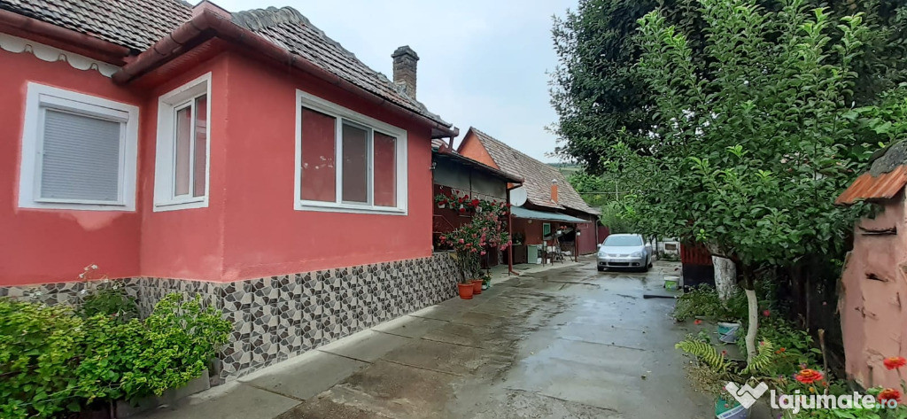 Casa cu gradina sat Buzd, jud. Sibiu