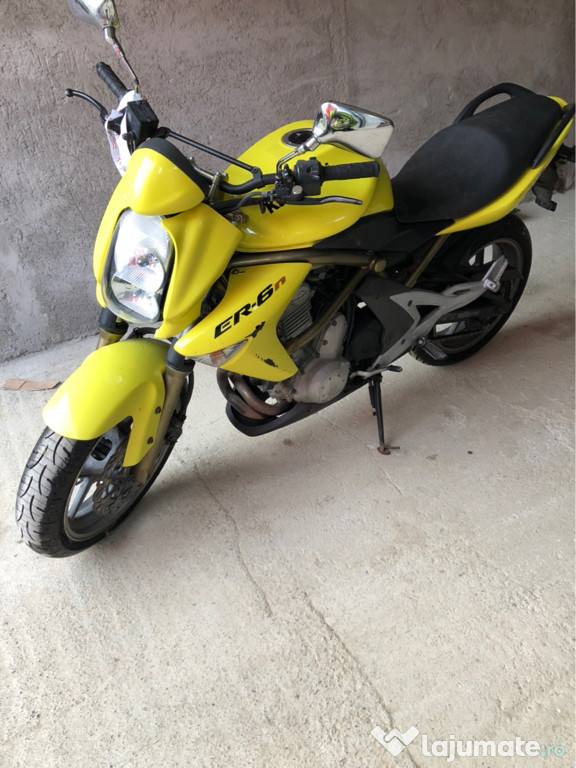 Moto Kawasaki er-6n 600.45