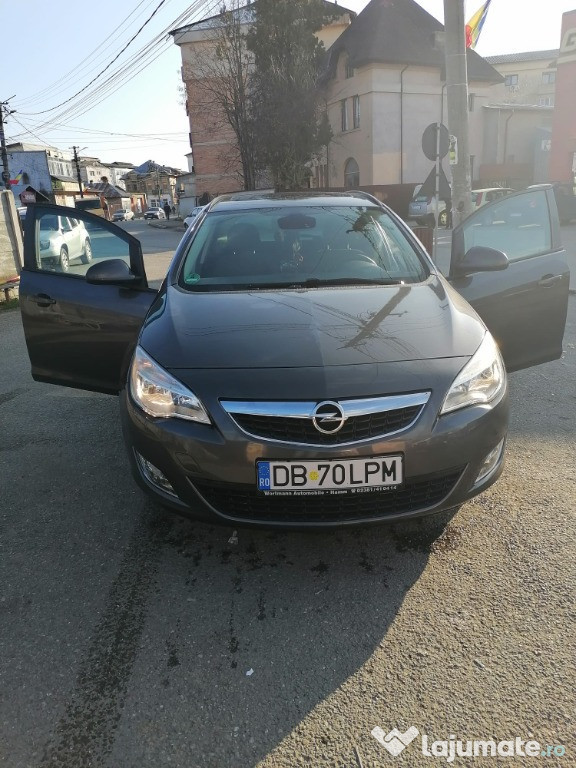 Opel Astra Sports Tourer