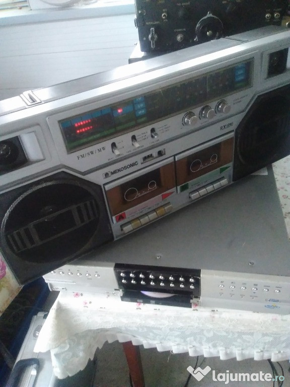 Radiocasetofon. Radio de colectie