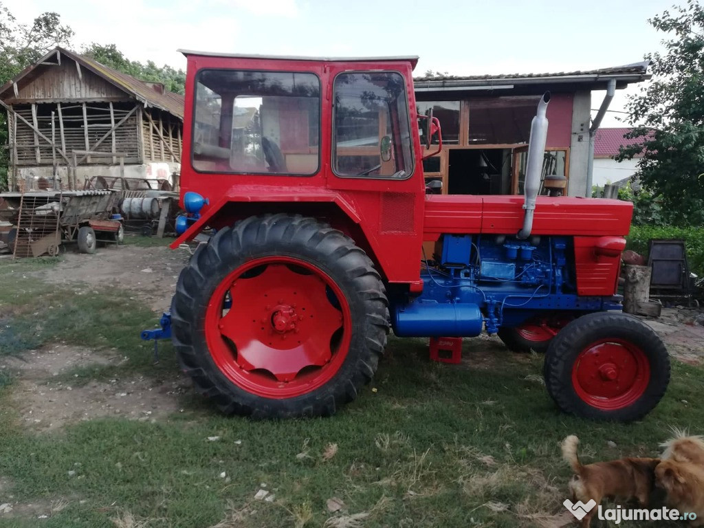 Tractor U650