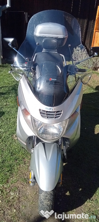 Maxim scuter Suzuki Burgman 400