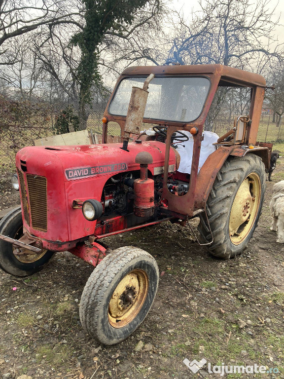 Tractor de 45 cp cutie cu 2 manete