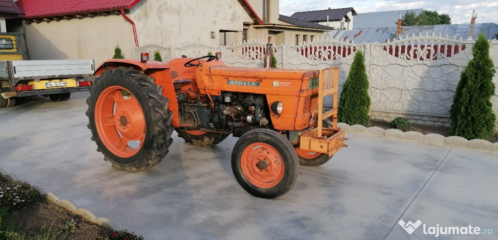 Tractor fiat 550