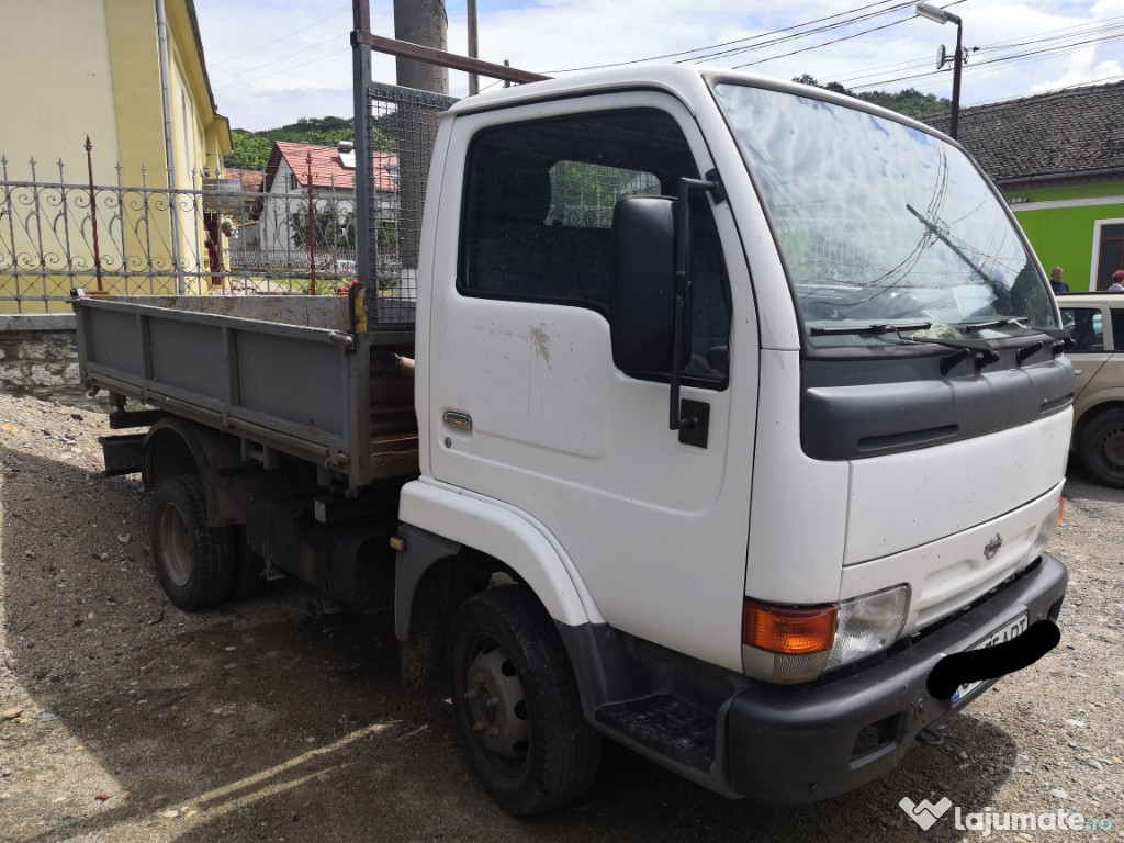 VÂND CAMIONETA BASCULANTA NISSAN, PREȚ NEGOCIABIL