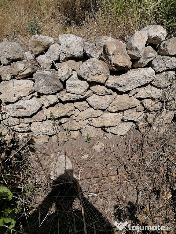 Piatra constructii