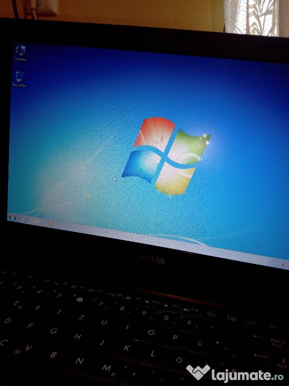 Leptop asus