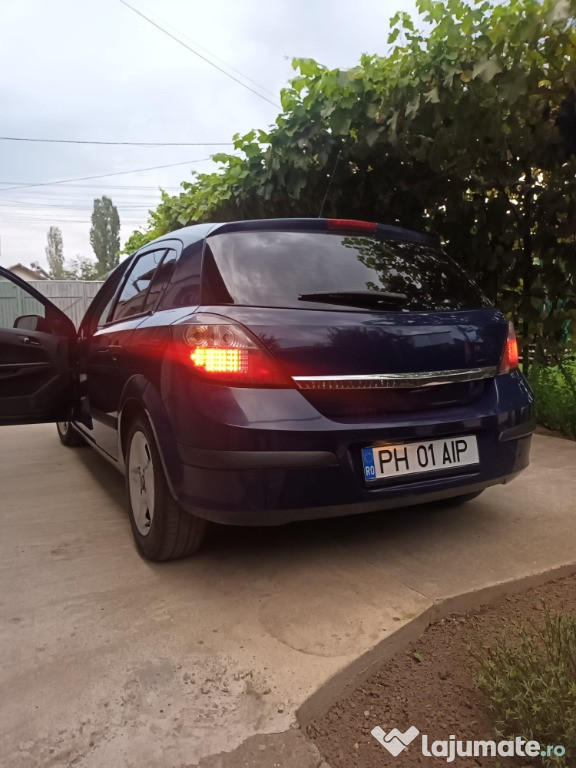 Opel Astra H