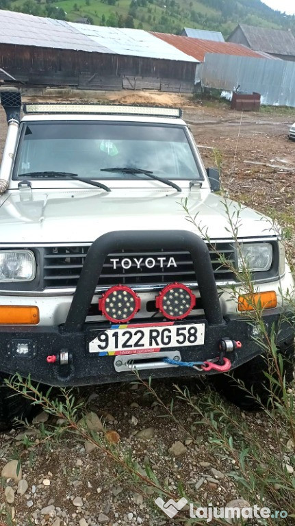 Toyota Land Cruiser J73