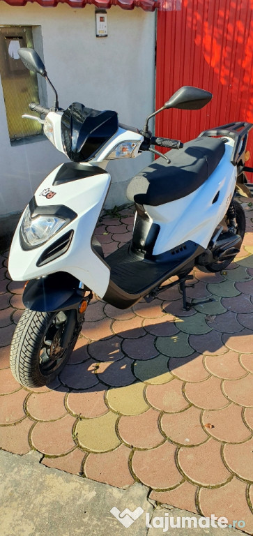 Scuter 49cm adus din austria