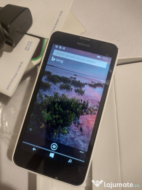 Nokia Lumia 630 Dual SIM smartphone stare buna pachet comple
