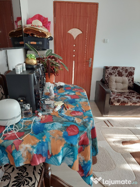 Vanc apartament 2 camewe et 1 renovat mobilat