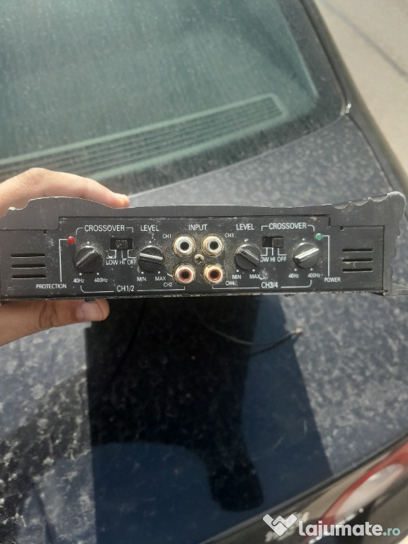 Stație auto subwoofer