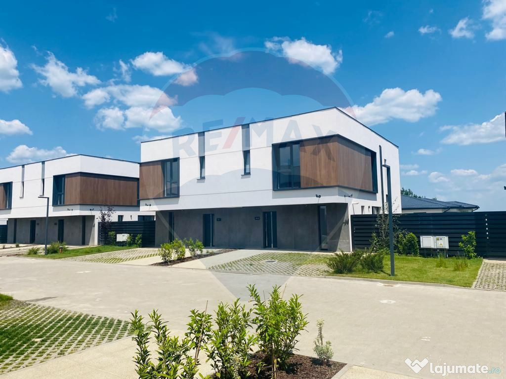 Vilă premium cu 4 camere de vânzare in Corbeanca / Ostratu