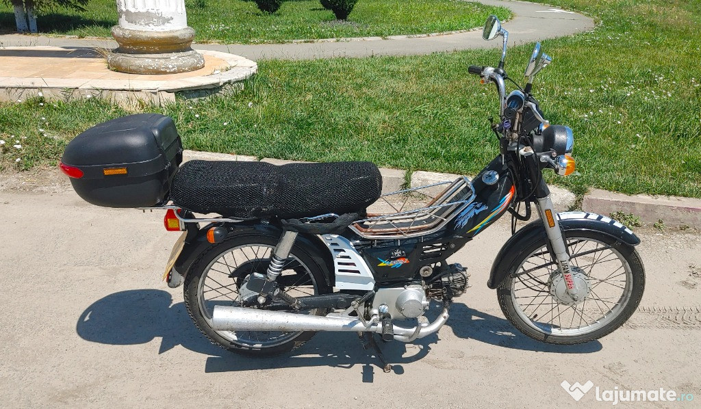 Motocicleta / scuter 50 cm3 Lifan pemis categoria B