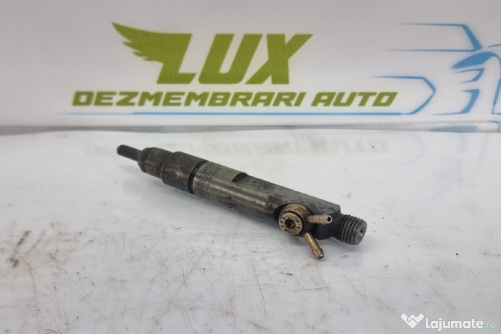Injector injectoare 2.5 tdi 074130201c  Volkswagen VW Transporter T4 [