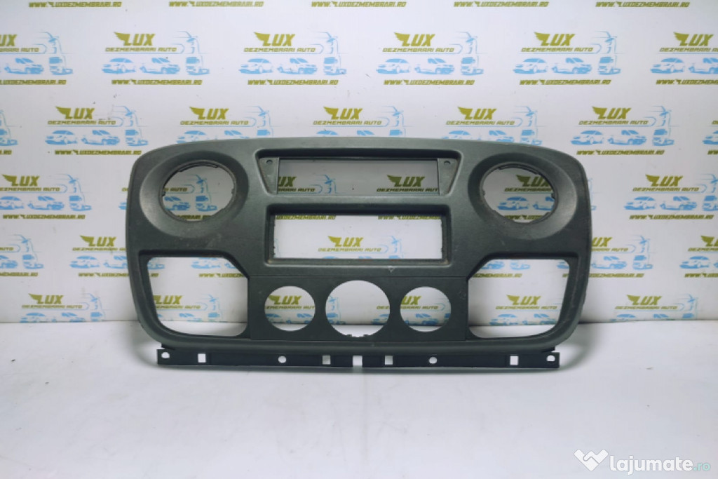 Grila bord trim ornament radio  682600025r Renault Master 3 [2010 - 20